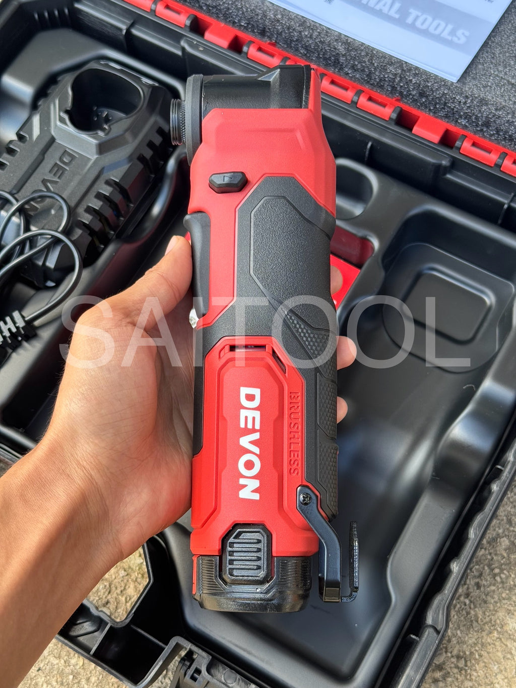 Devon 5771 , 2.0Ah x2 , charger  impact driver