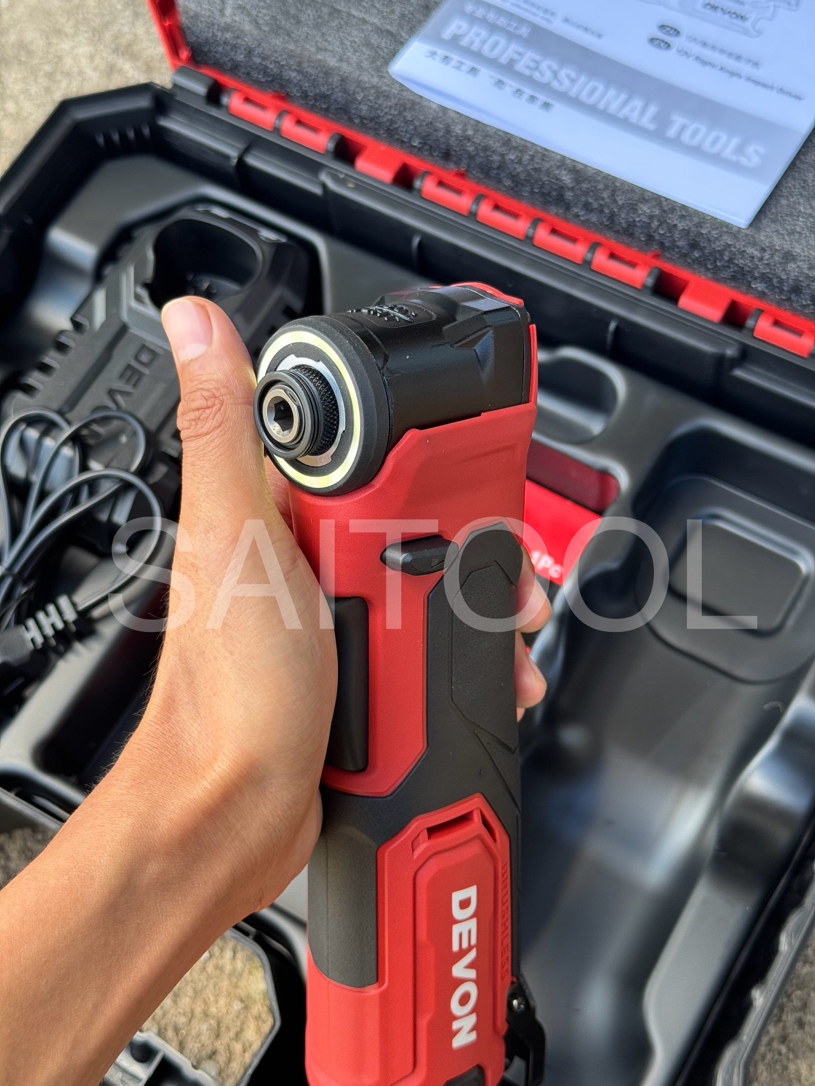 Devon 5771 , 2.0Ah x2 , charger  impact driver