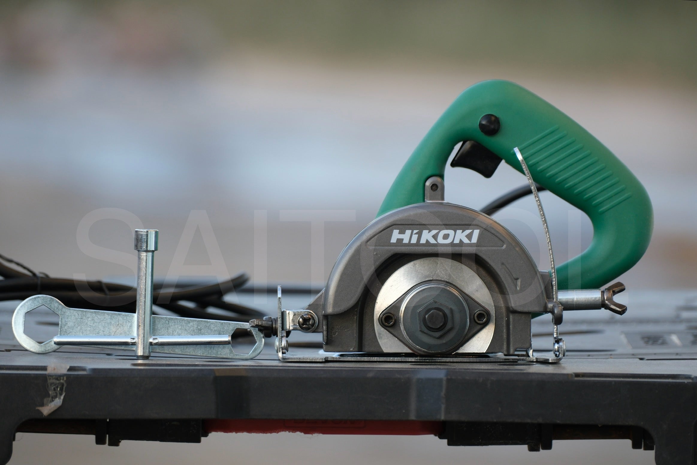Hikoki CM4MB Marble Cutter