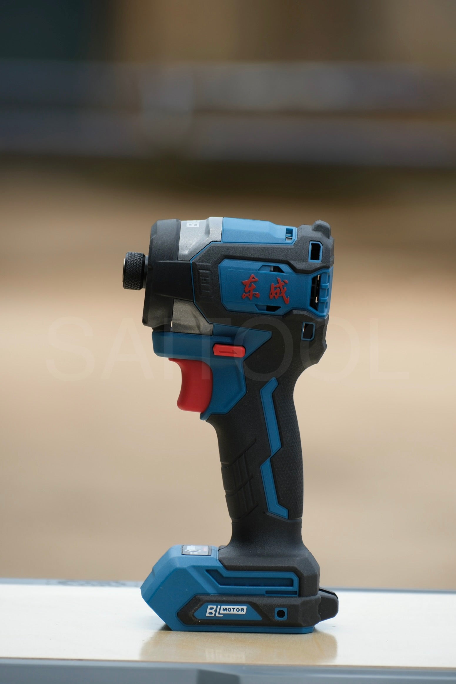 DongCheng DCPL208 , solo