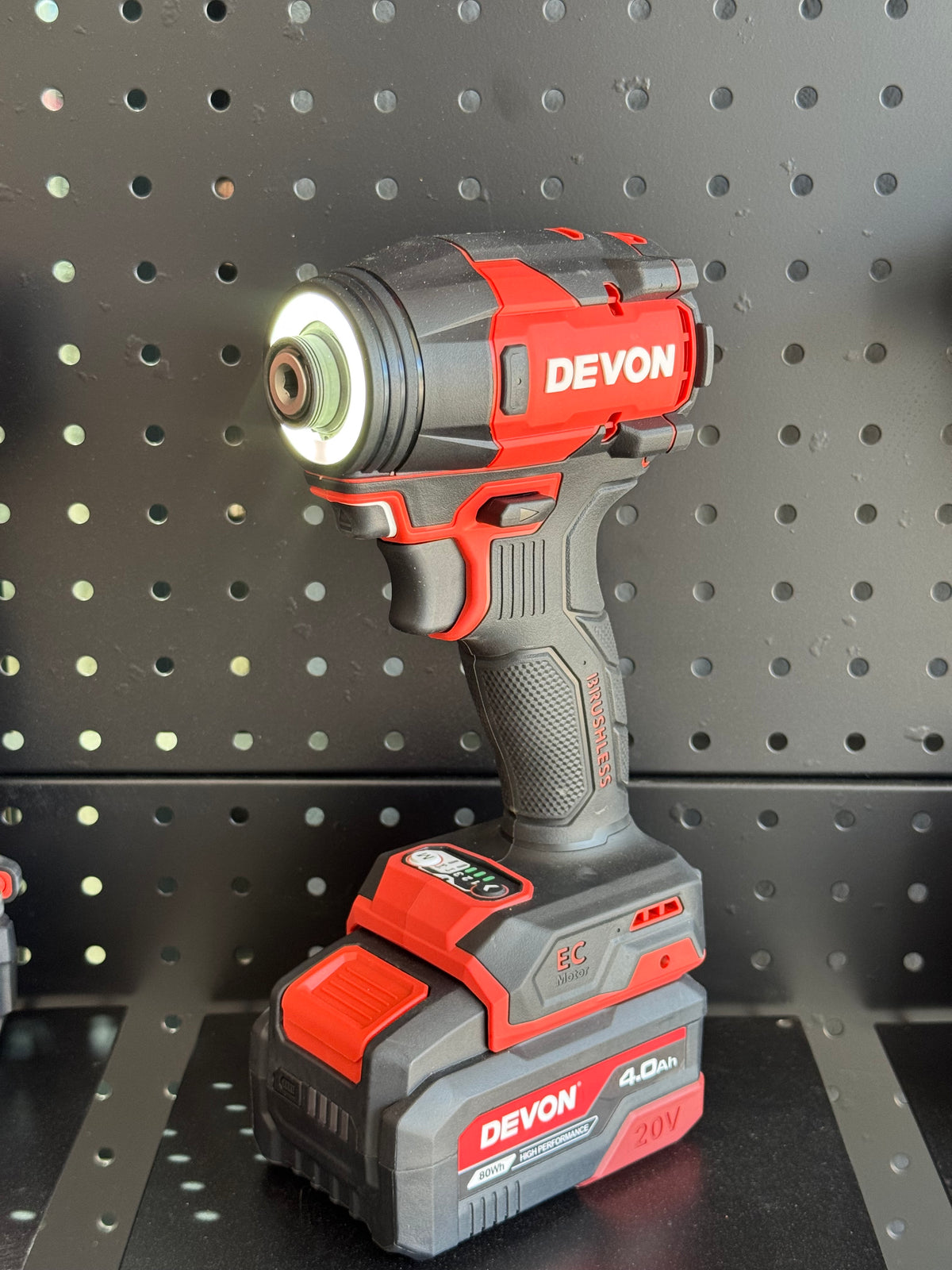 Devon 5773(စက်သီးသန့်) 240 N·m , impact driver အင်းပက်စကူဂန်း