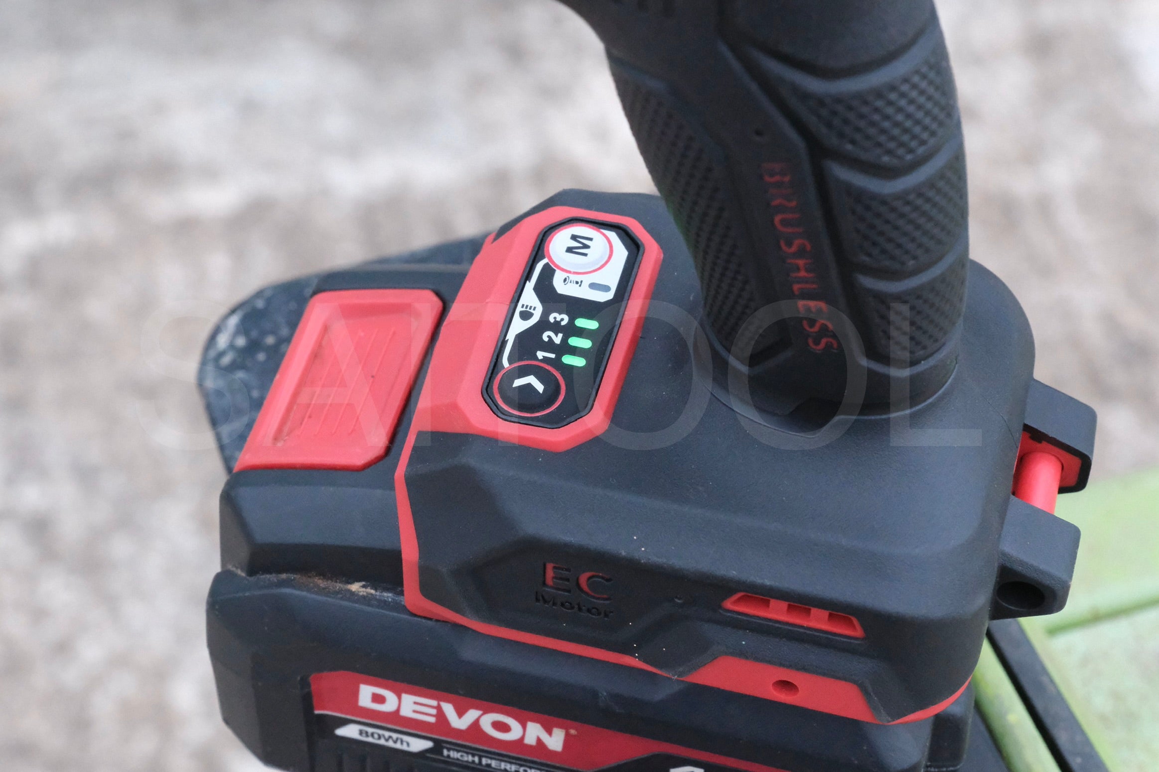 Devon 5772 impact driver