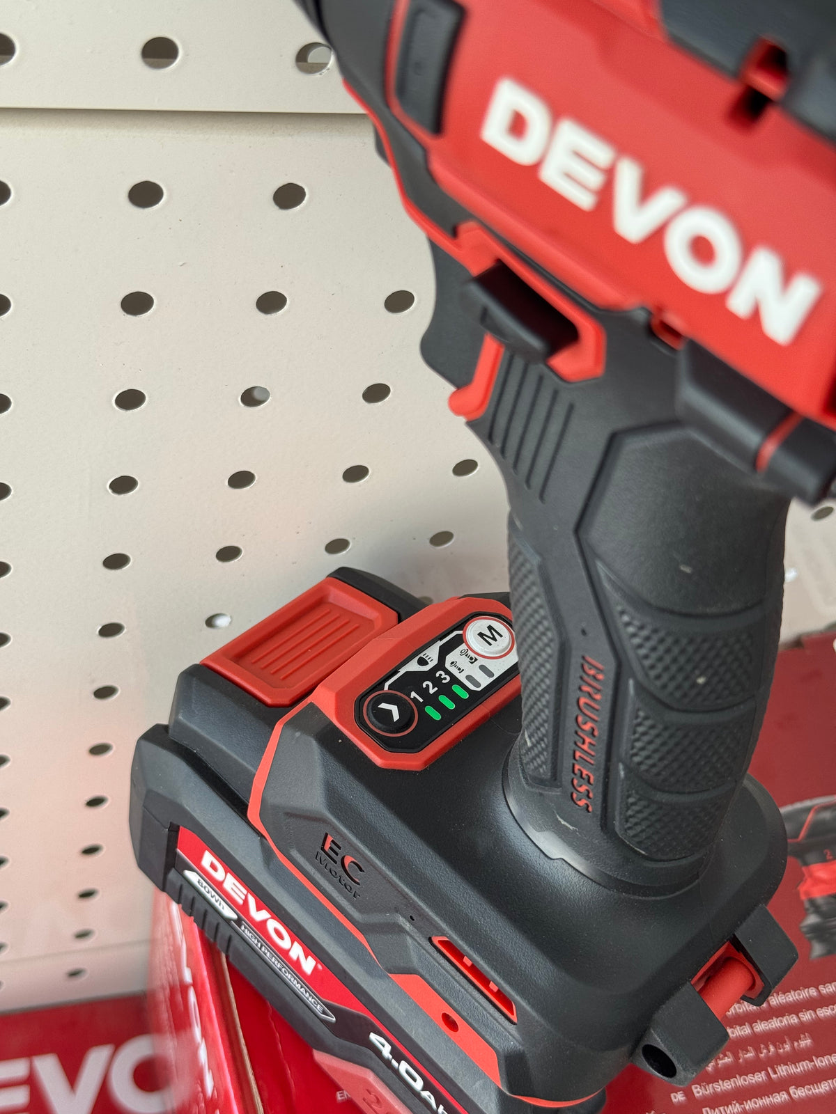 Devon 5773(စက်သီးသန့်) 240 N·m , impact driver အင်းပက်စကူဂန်း