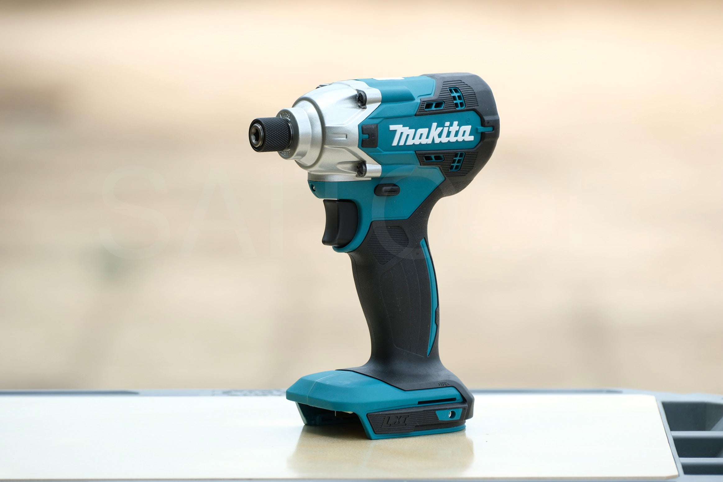 Makita DTD156 , 155Nm အင်းပက်စကူဂန်း